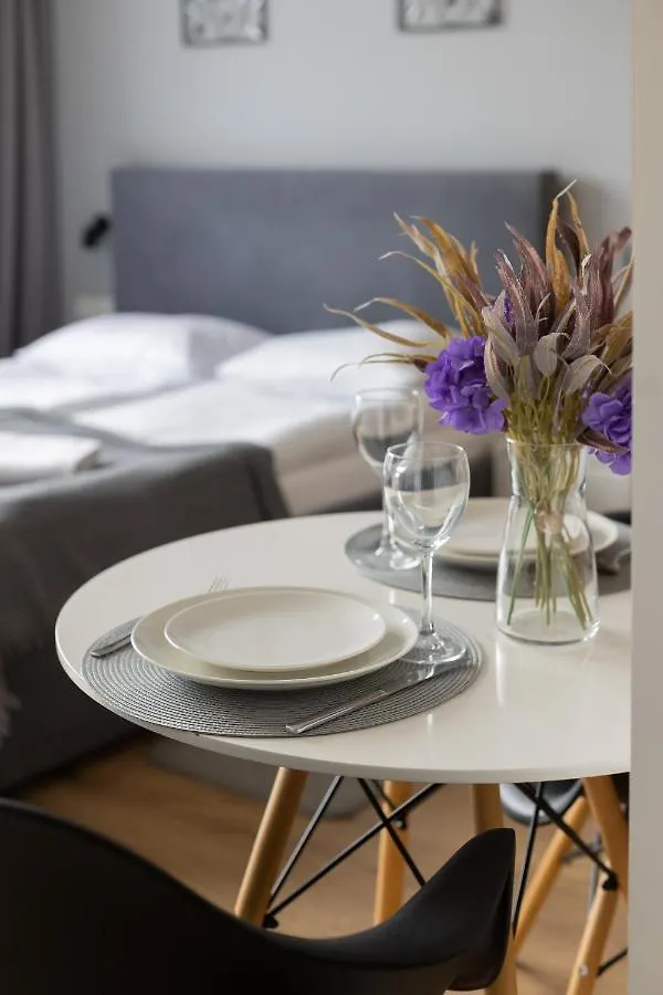 Wola Pet-Friendly Apartments With Ac Slawinska By Noclegi Renters Варшава