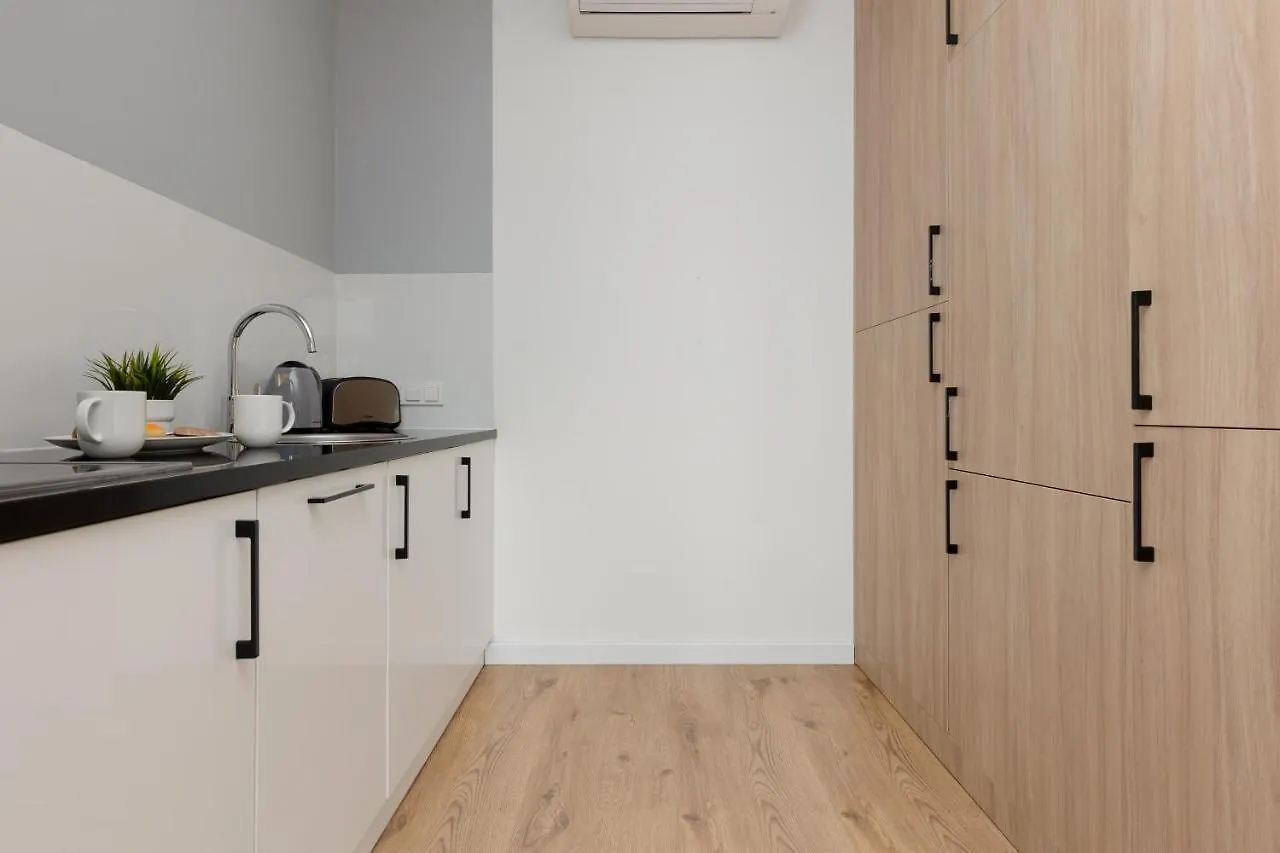 Wola Pet-Friendly Apartments With Ac Slawinska By Noclegi Renters Варшава