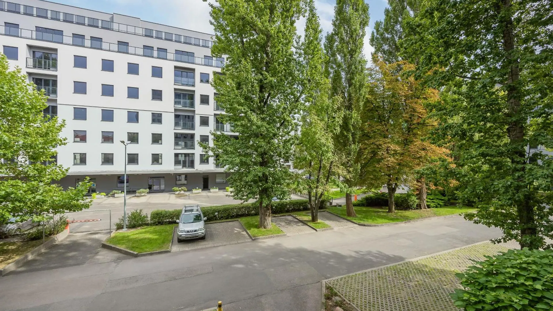 Wola Pet-Friendly Apartments With Ac Slawinska By Noclegi Renters Варшава