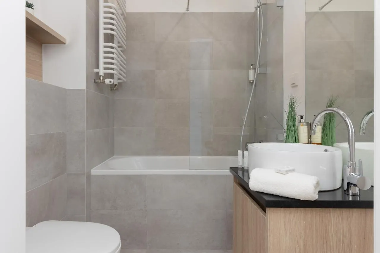 Wola Pet-Friendly Apartments With Ac Slawinska By Noclegi Renters Warsaw